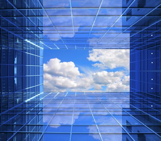 Pose de films de protections solaire dans un appartement en bord de mer