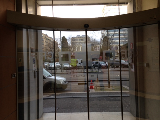 installation film adhésif miroir sans tain à Marseille