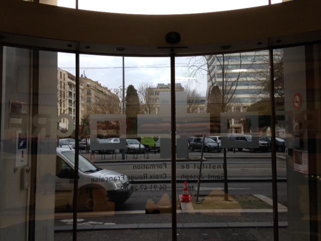 Pos de film type miroir sans tain à marseille centre ville